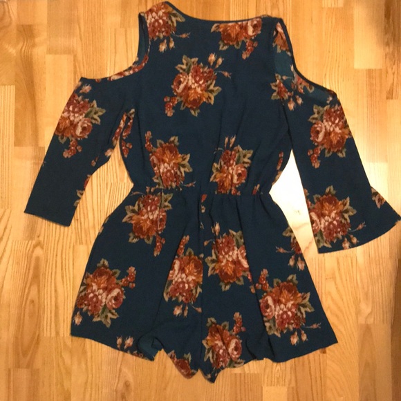 Floral romper - Picture 4 of 4